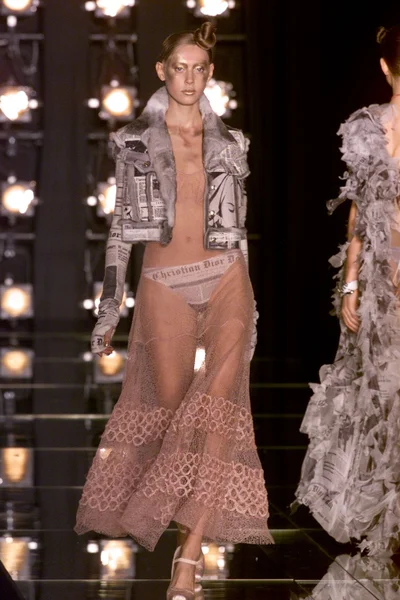 Look 45
